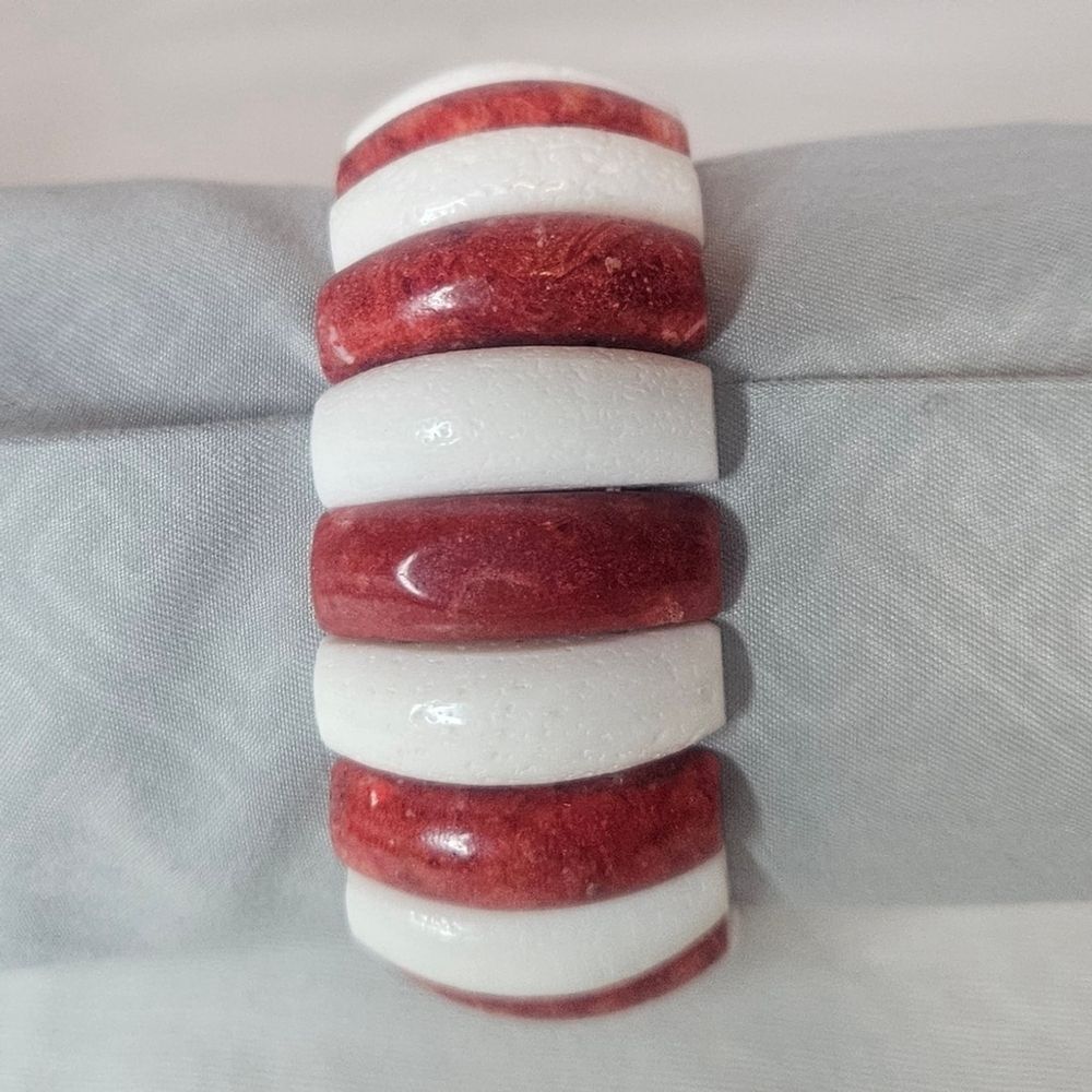 Natural Sponge Coral Stretch Bracelet Red White Chunky Beaded Elastic EUC